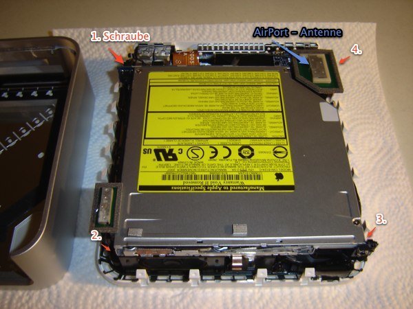 Mac mini mit abgenommenem Deckel