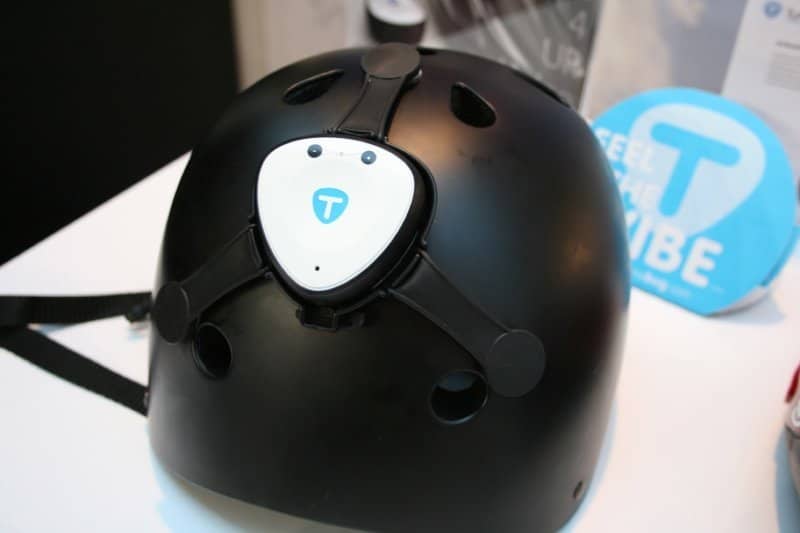 Tunebug Shake am Fahrradhelm