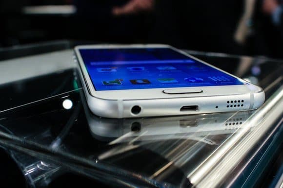 Galaxy S6 - Unterseite