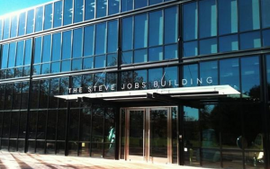 Das Steve-Jobs-Building bei Pixar via 9to5mac / @ijunns