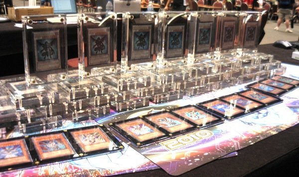 Yu-Gi-Oh! TCG Yu-Gi-Oh! TCG
