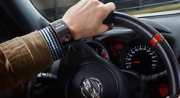 Nissan Nismo Smartwatch Nissan Nismo Smartwatch