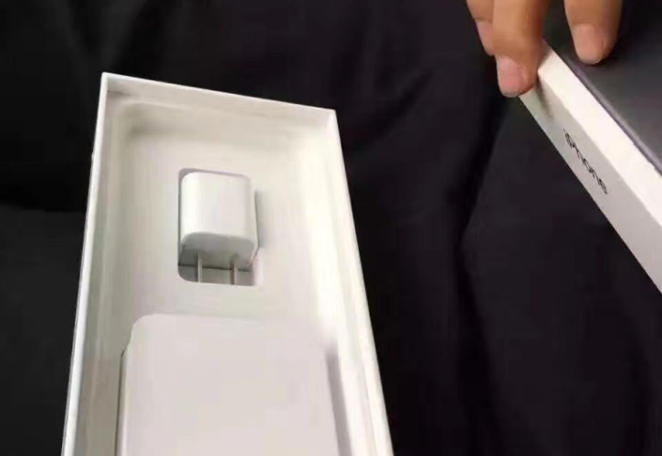 iphone-7-1 iphone-7-1